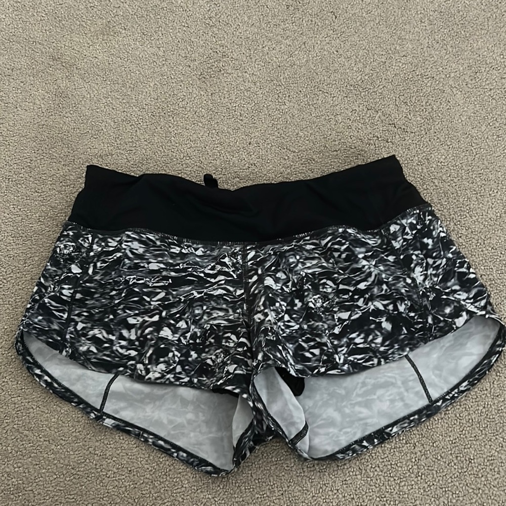 Black and white Lulu Lemon shorts!